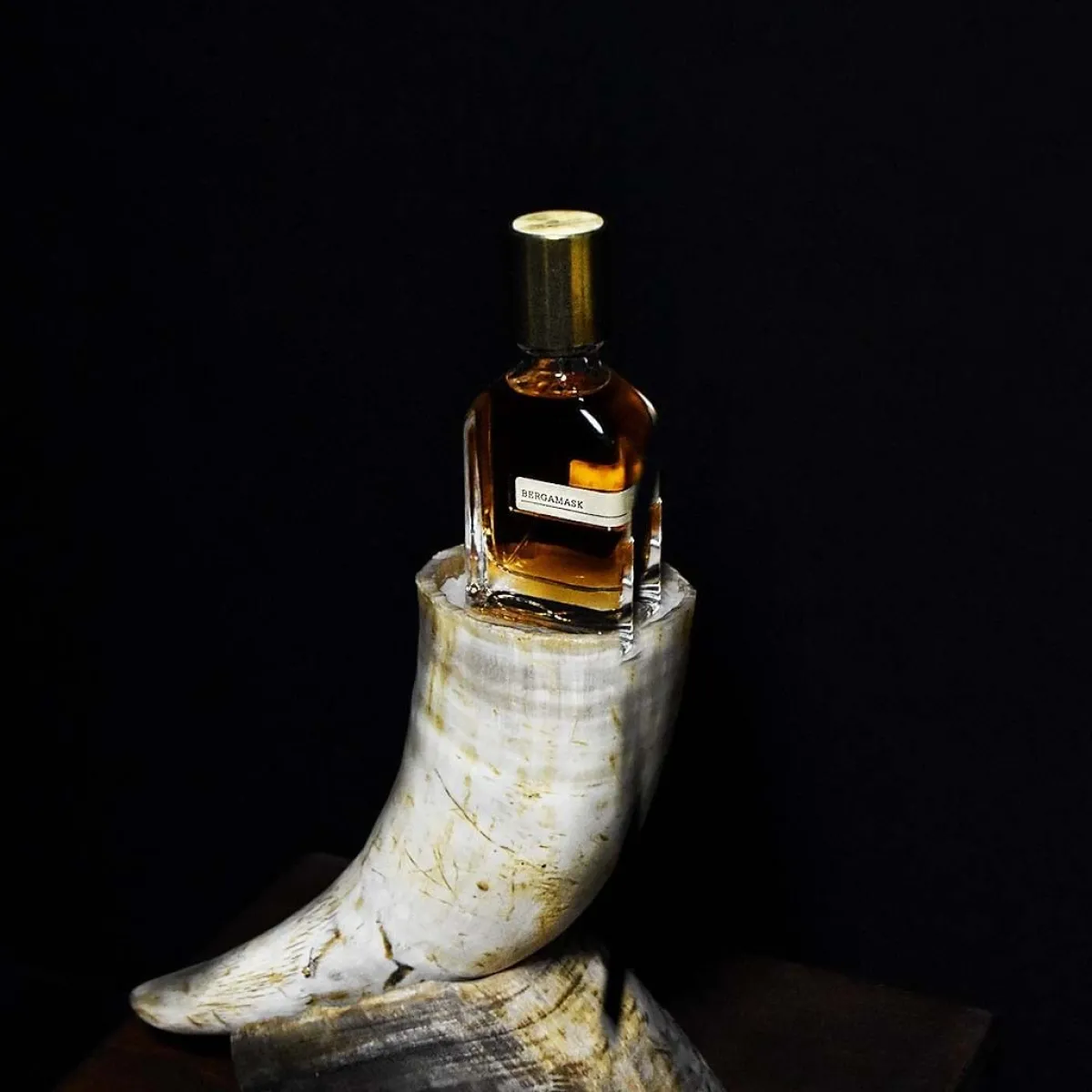 Alessandro Gualtieri | Energiek | Perfume Lounge Bergamask - extrait de parfum