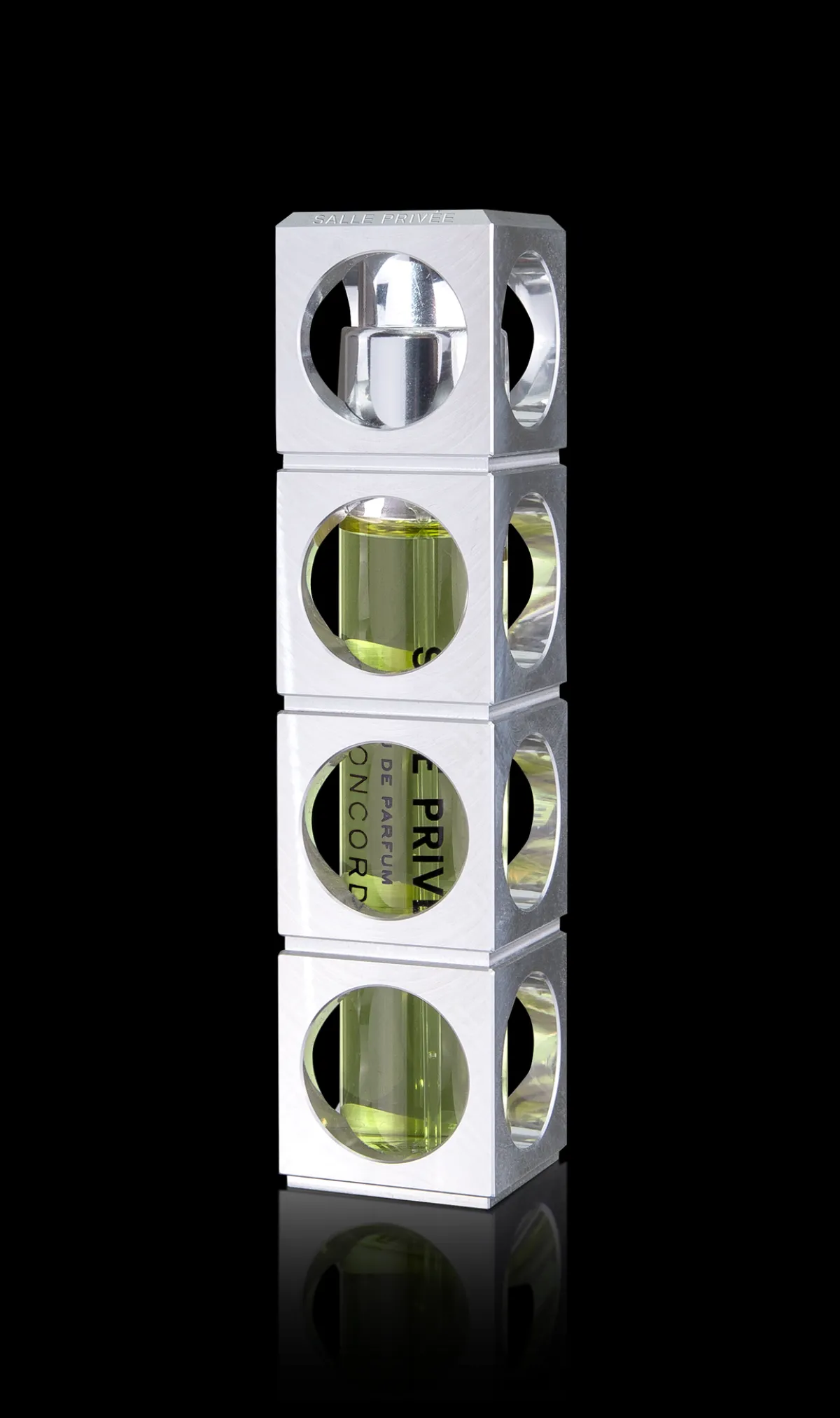 Voor Hem | Houtachtig | Perfume Lounge CODE travel holder + Concorde - eau de parfum