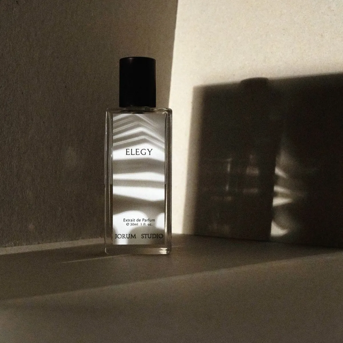 Poederig | Perfume Lounge Elegy - extrait de parfum